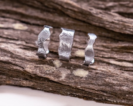 three wavy rings in silver